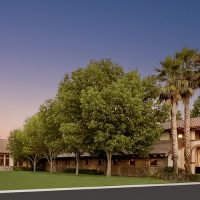 Valley_OAk_corner